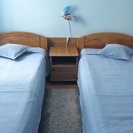 Hostel Sportクラヨーヴァ エクステリア 写真